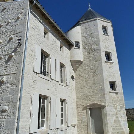 Bed and Breakfast Logis De Pierre Levee Bessines Экстерьер фото