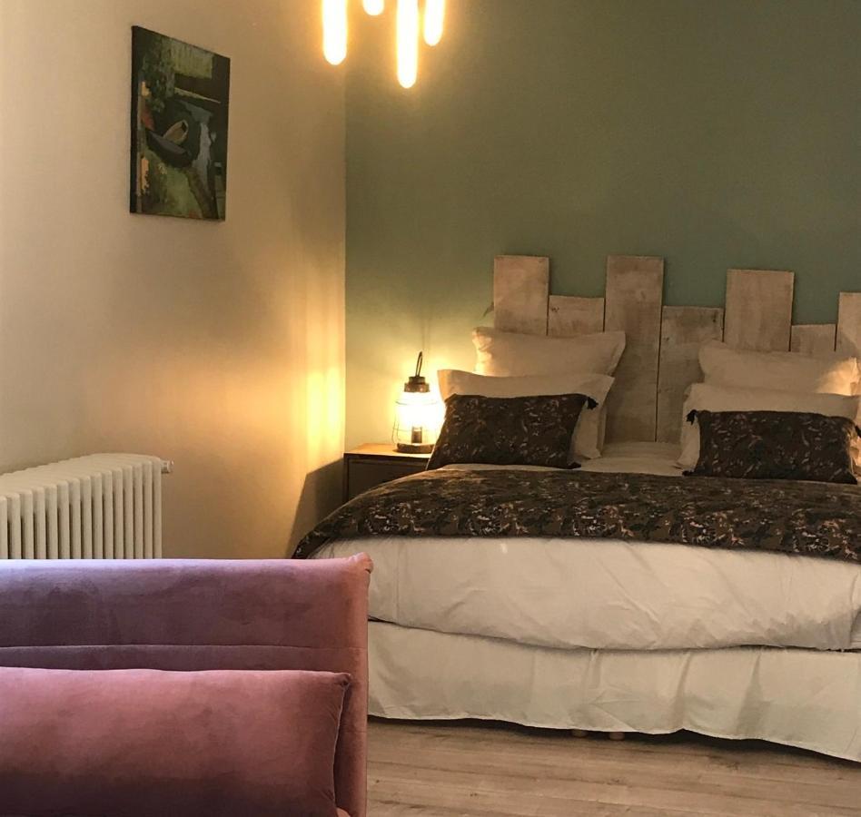 Bed and Breakfast Logis De Pierre Levee Bessines Экстерьер фото