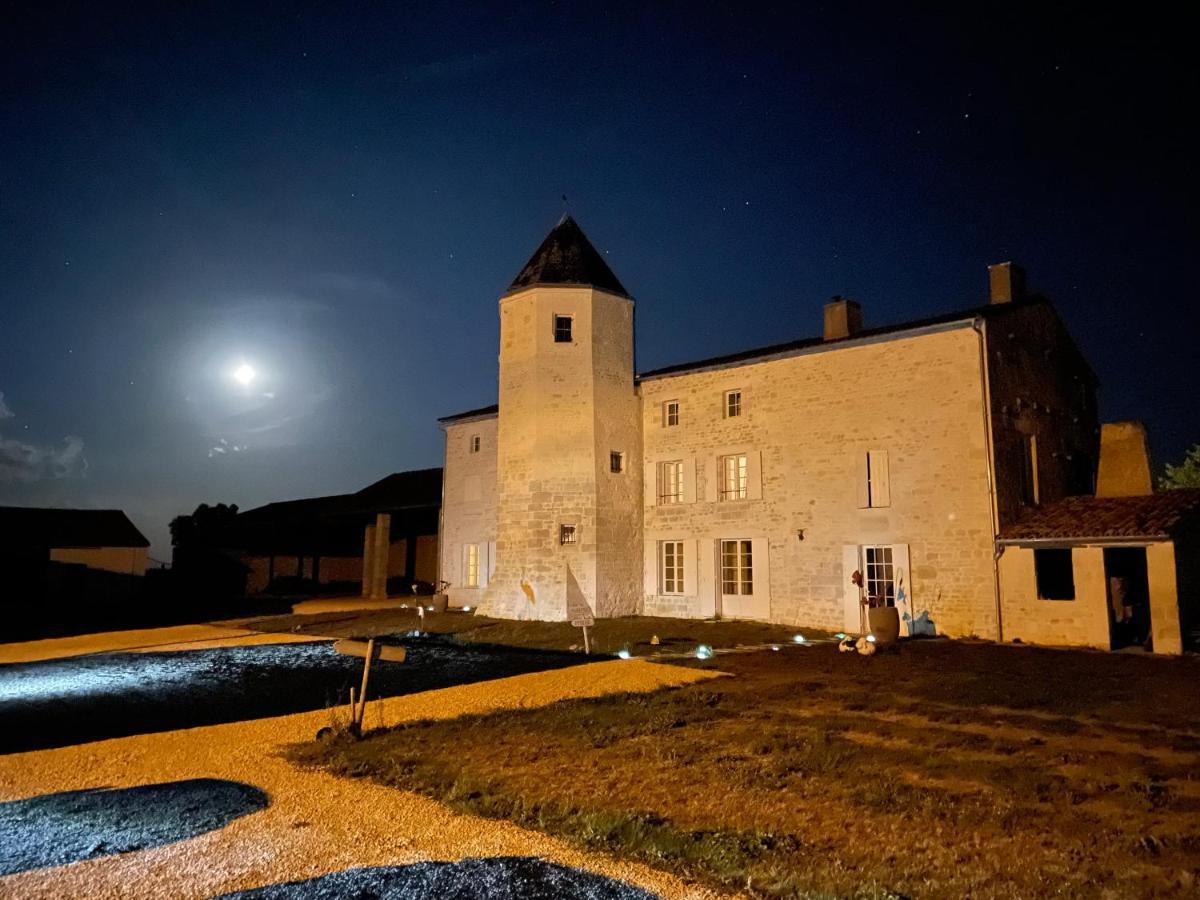 Bed and Breakfast Logis De Pierre Levee Bessines Экстерьер фото